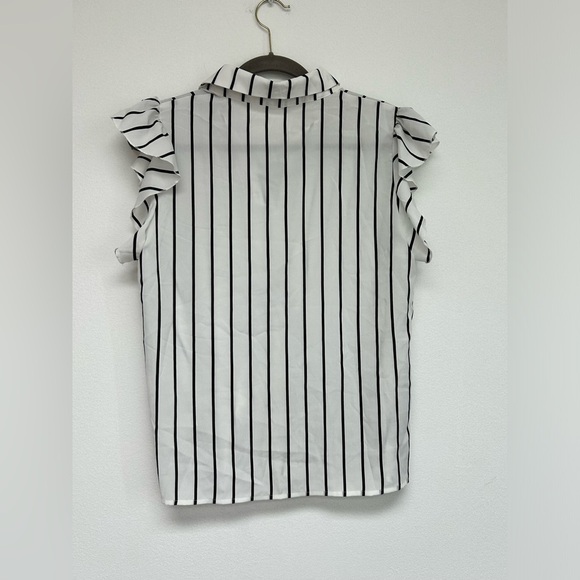 SHEIN Black and White Stripe Flutter Sleeve Button Down Womens size L NWOT - Picture 8 of 9